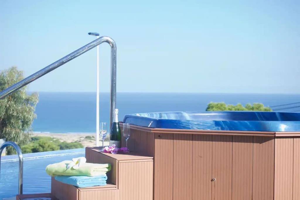 Nova Beach Super Cool Seaview Apartment 圣波拉 外观 照片